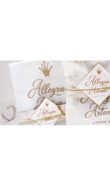 Trusou botez alb cu auriu si motive grafice abstracte Artemis 18